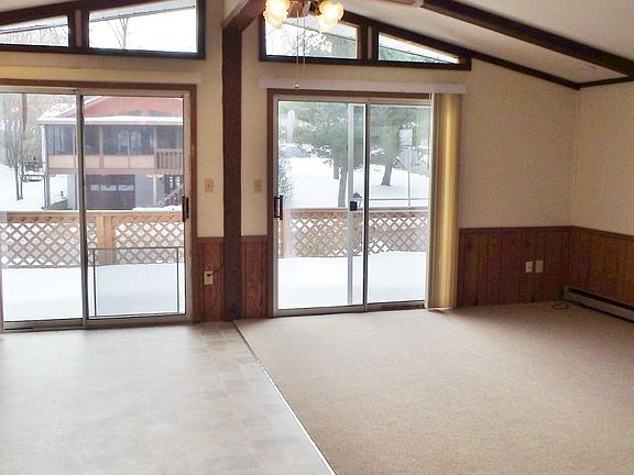 2nd image of 3111 Carnegie Dr