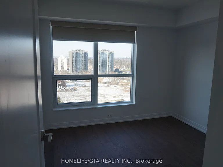 275 Village Green Sq #1522 — Photo 30