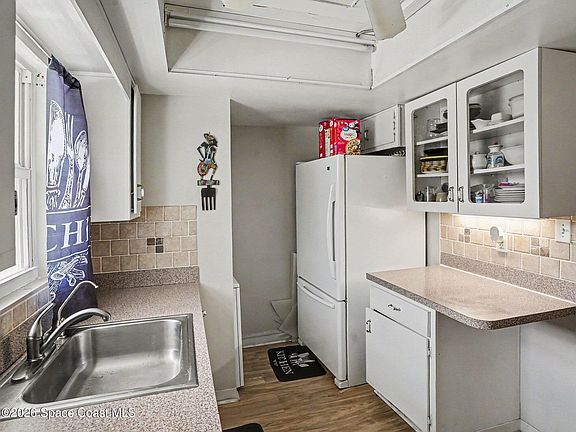 5th image of 3135 Shady Dell Ln APT 215