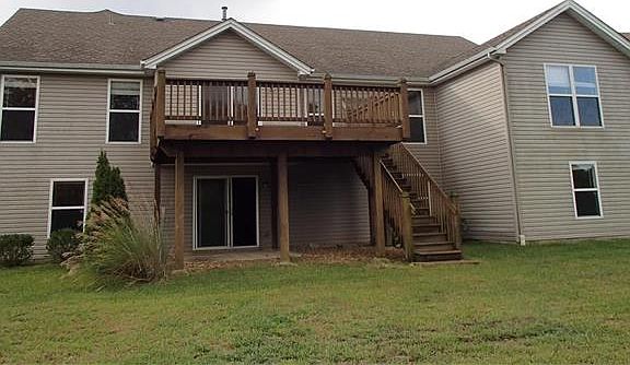 2nd image of 809 Honeywood Dr