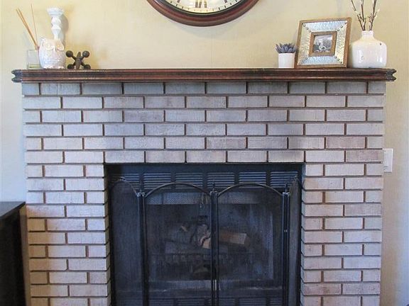 5th image of 1026 Cypress Cir