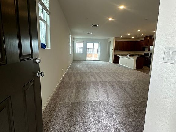 3rd image of 5548 Hill Spire St