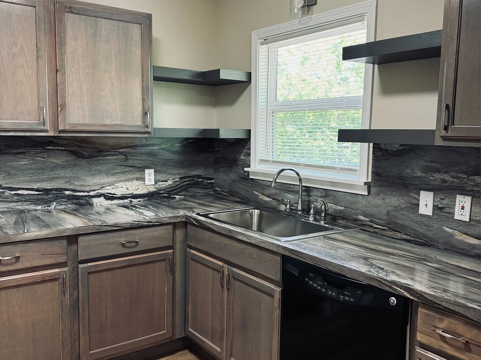 510 West Kern Road - 1 — Photo 2