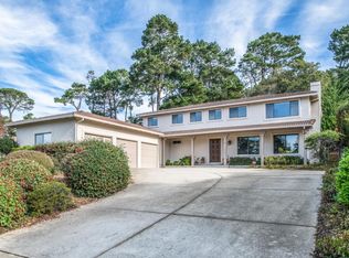 31 Deer Forest Dr, Monterey, CA 93940