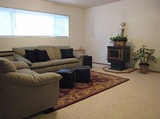 22265 Veteran St NE, Poulsbo, WA 98370
