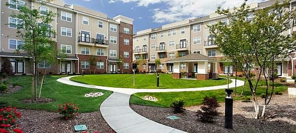 1st image of 411 W Bacon St APT 6111