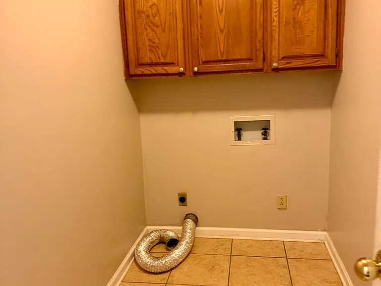 1068 Old Humboldt Rd — Photo 16