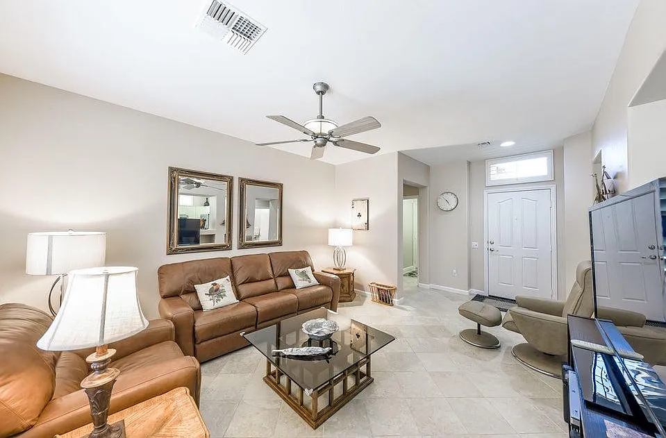 2 bed, 1213 sqft, $2,500 — Photo 3