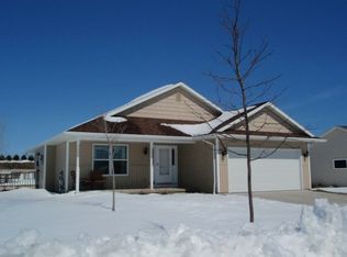 4602 Ridge Ct, Manitowoc, WI 54220