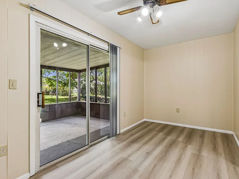 2406 Husson Ave — Photo 12
