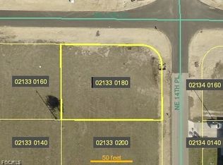 2216 NE 14th Pl, Cape Coral, FL 33909