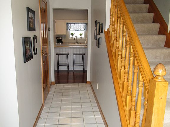 2nd image of 3676 Rivervail Dr