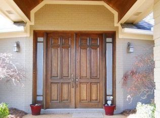 2037 W Wellsgate Dr, Oxford, MS 38655