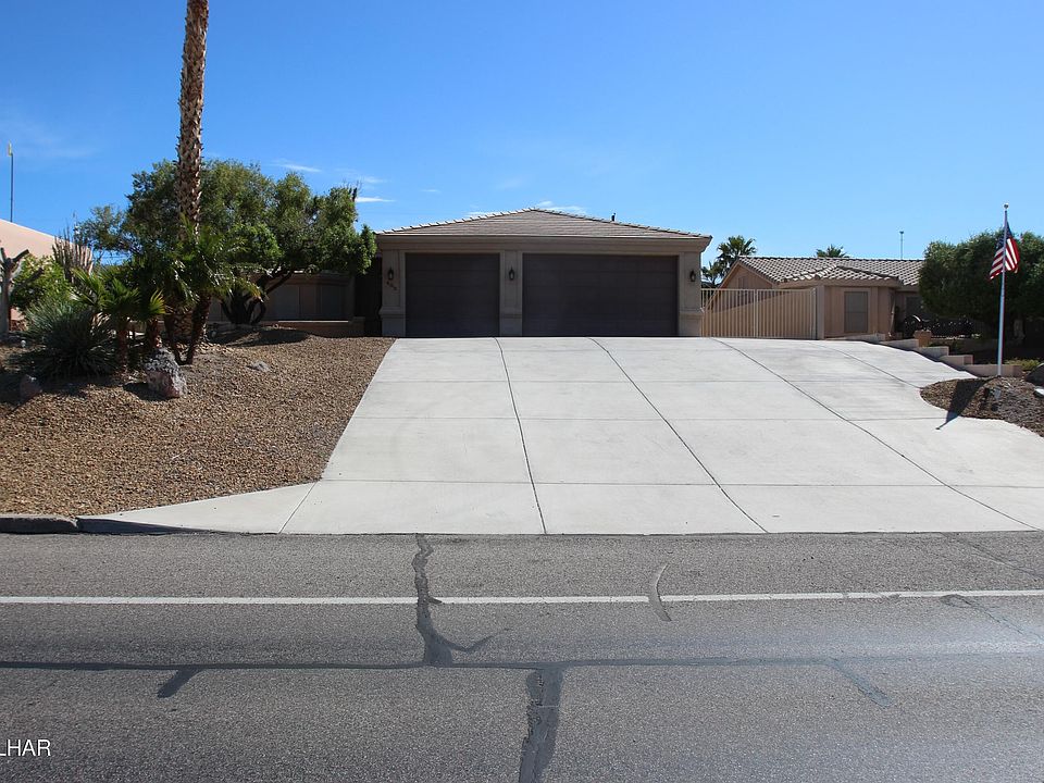 1st image of 402 McCulloch Blvd S