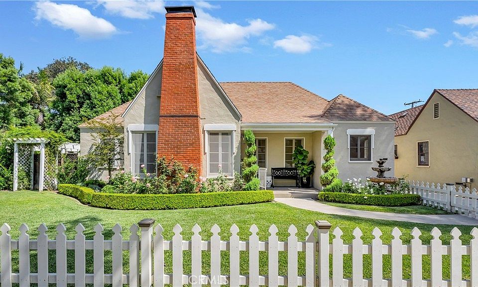 2401 N Flower St, Santa Ana, CA 92706 | Zillow