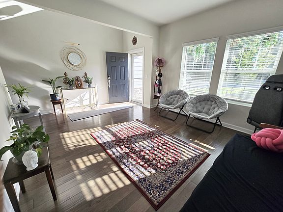 2nd image of 953 Rachel Anne Dr