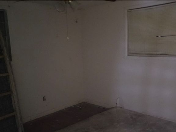 5th image of 1401 Brazil Ave