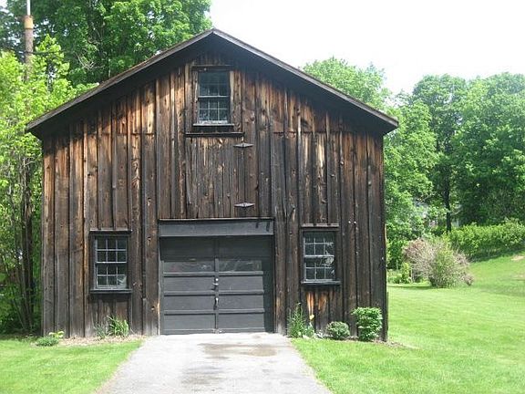 1488 sq/ft 2 story garage