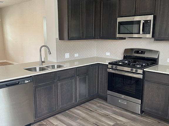 3rd image of 17912 Cipresso Way