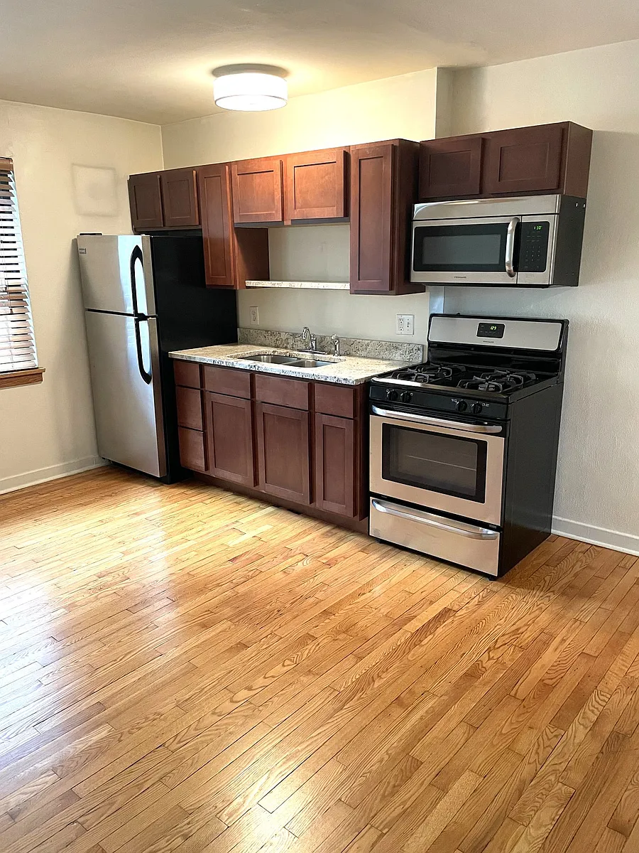 Building Photo - Virginia Apartments