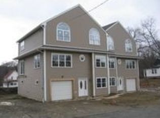 2B Ockway St, Worcester, MA 01604