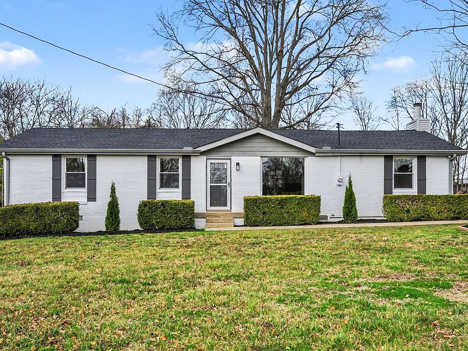 1st image of 104 N Hillwood Cir