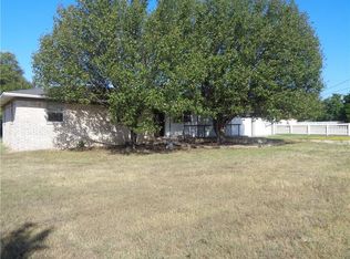 2749 Red Cedar Rd, Ardmore, OK 73401