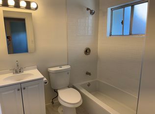 1418 E 3rd St APT 4, Long Beach, CA 90802