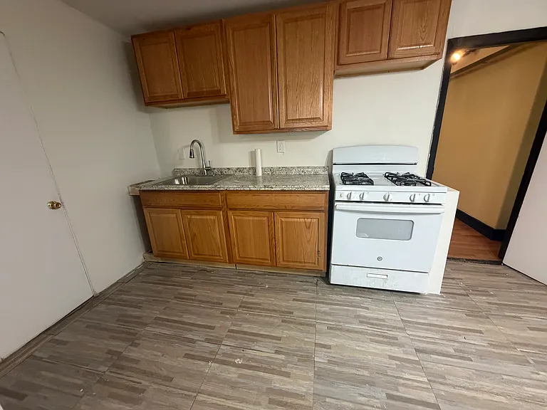 94 Philip St #1 — Photo 9