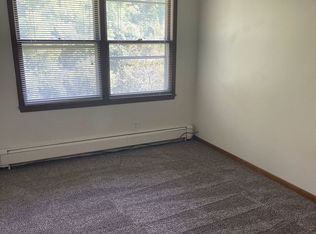 3809 University Ave #16, Des Moines, IA 50311