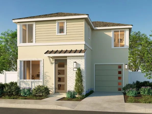 2029 N Wagon Ln, Clovis, CA 93619