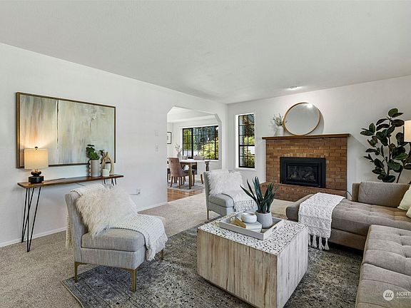 4th image of 22118 76th Avenue W #A