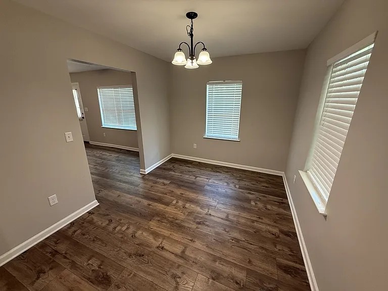 6970 Raleigh Lagrange Dr — Photo 13