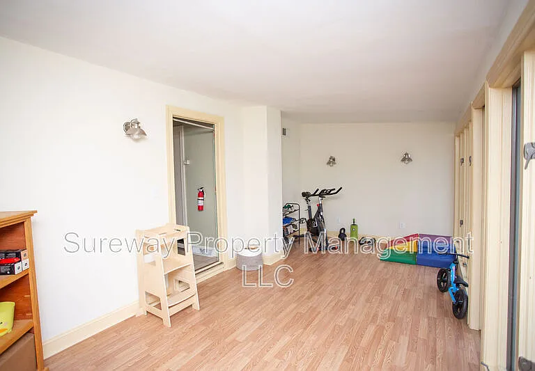 20 Coates St — Photo 22