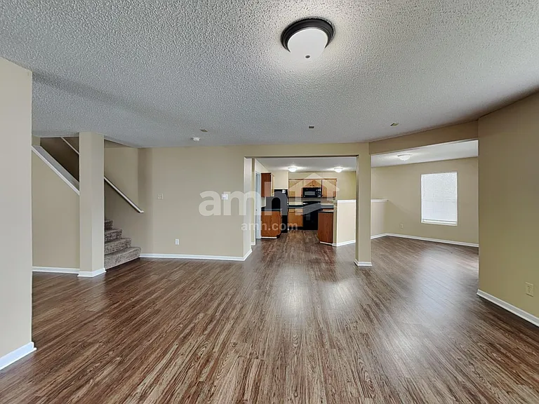 6904 Eagle Crossing Blvd — Photo 6