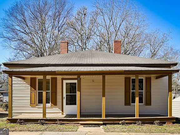 2nd image of 3 Bay St