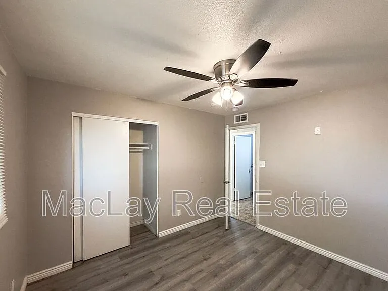 6301 W Earll Dr — Photo 13