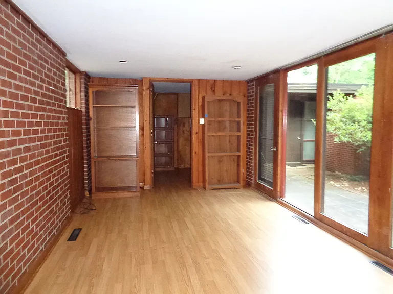 3211 Churchill Rd — Photo 13