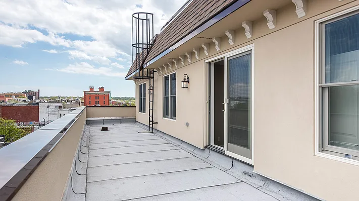 Rented by Nooklyn NYC LLC | media 65