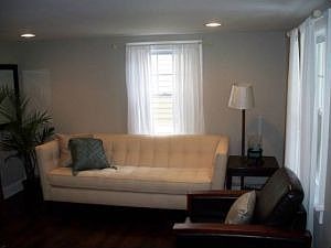 Living Room w/Hardwood Floors