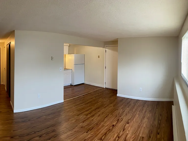 6347 Robinson Rd #5 — Photo 4