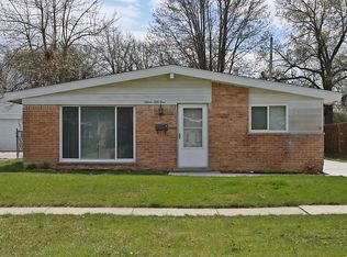 1554 Middlesex Ave, Madison Heights, MI 48071