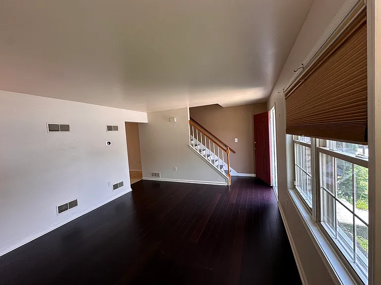 114 Millview Ct — Photo 1