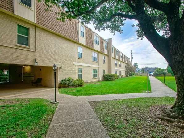 2712 Whitney Pl APT 635, Metairie, LA 70002