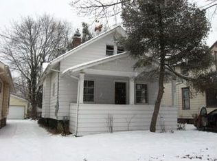 406 N Magnolia Ave, Lansing, MI 48912