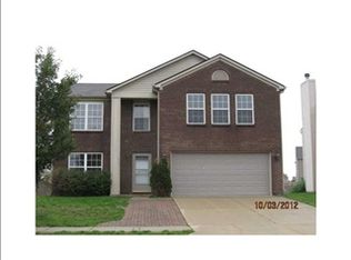 855 Pine Lake Dr, Greenwood, IN 46143