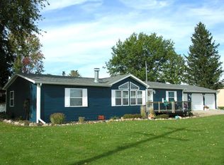 315 N 14th St, Osage, IA 50461