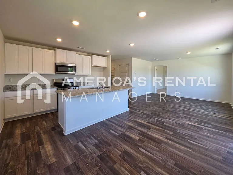 324 Oakmont Cir — Photo 18
