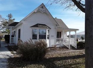 322 Chestnut St, Hawk Point, MO 63349