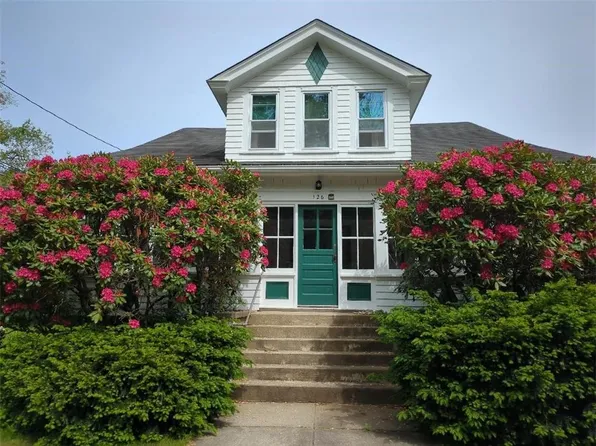 126 Pendar Rd, North Kingstown, RI 02852